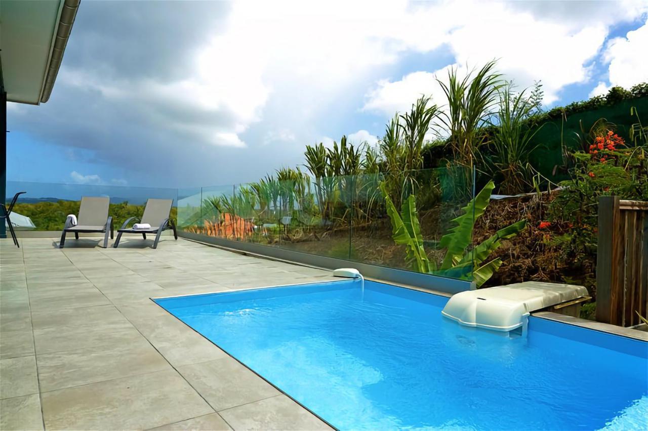 לה טרואז אילט La Villa Jalna Grenadine Deux Chambres Et Piscine Privee מראה חיצוני תמונה