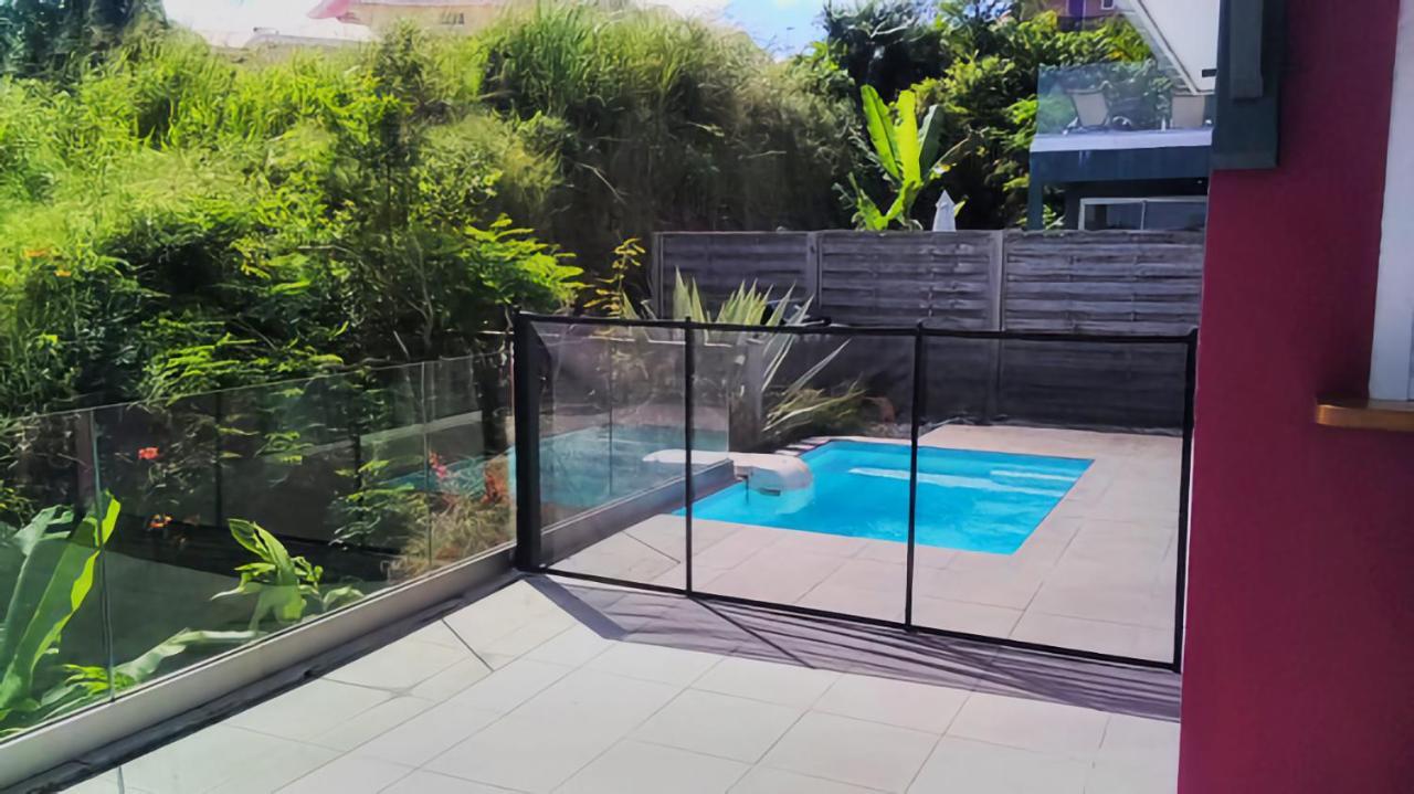 לה טרואז אילט La Villa Jalna Grenadine Deux Chambres Et Piscine Privee מראה חיצוני תמונה