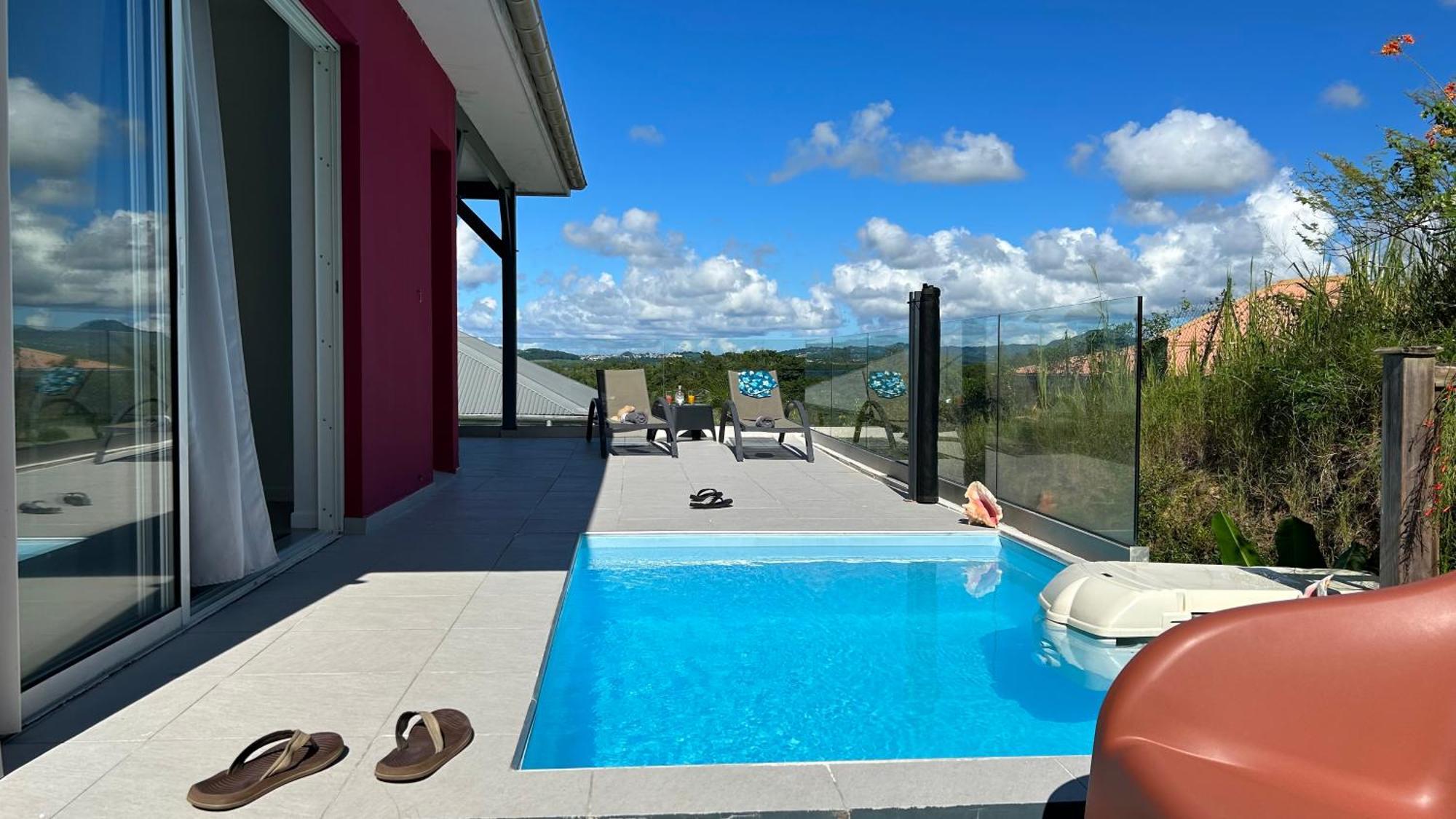 לה טרואז אילט La Villa Jalna Grenadine Deux Chambres Et Piscine Privee מראה חיצוני תמונה