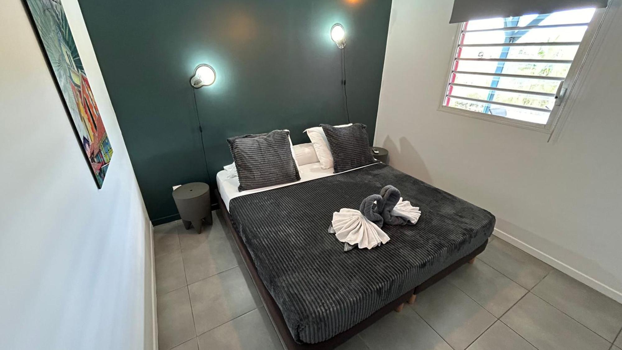 לה טרואז אילט La Villa Jalna Grenadine Deux Chambres Et Piscine Privee מראה חיצוני תמונה